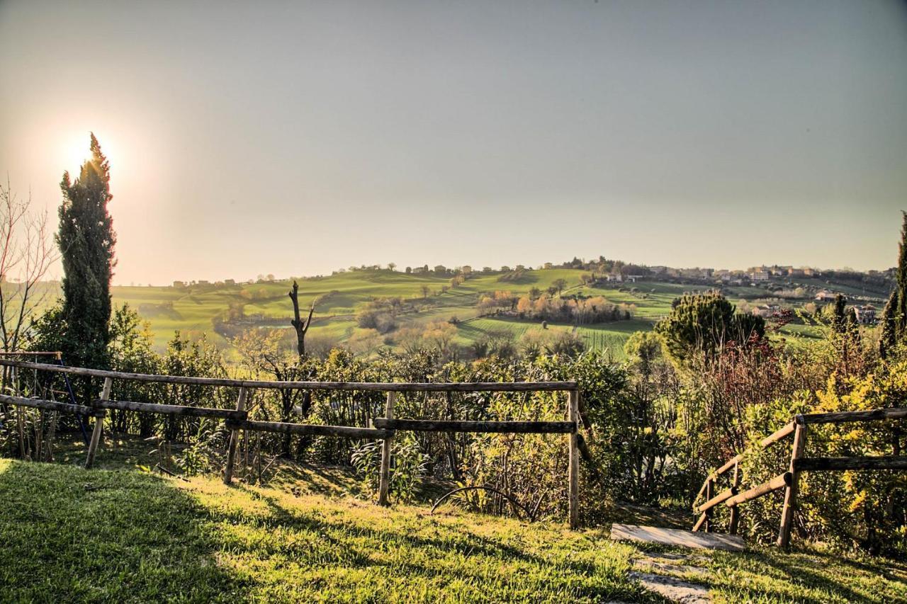 Casali Marchigiani - Ville Vacanza Private Con Piscina Ostra Exterior foto