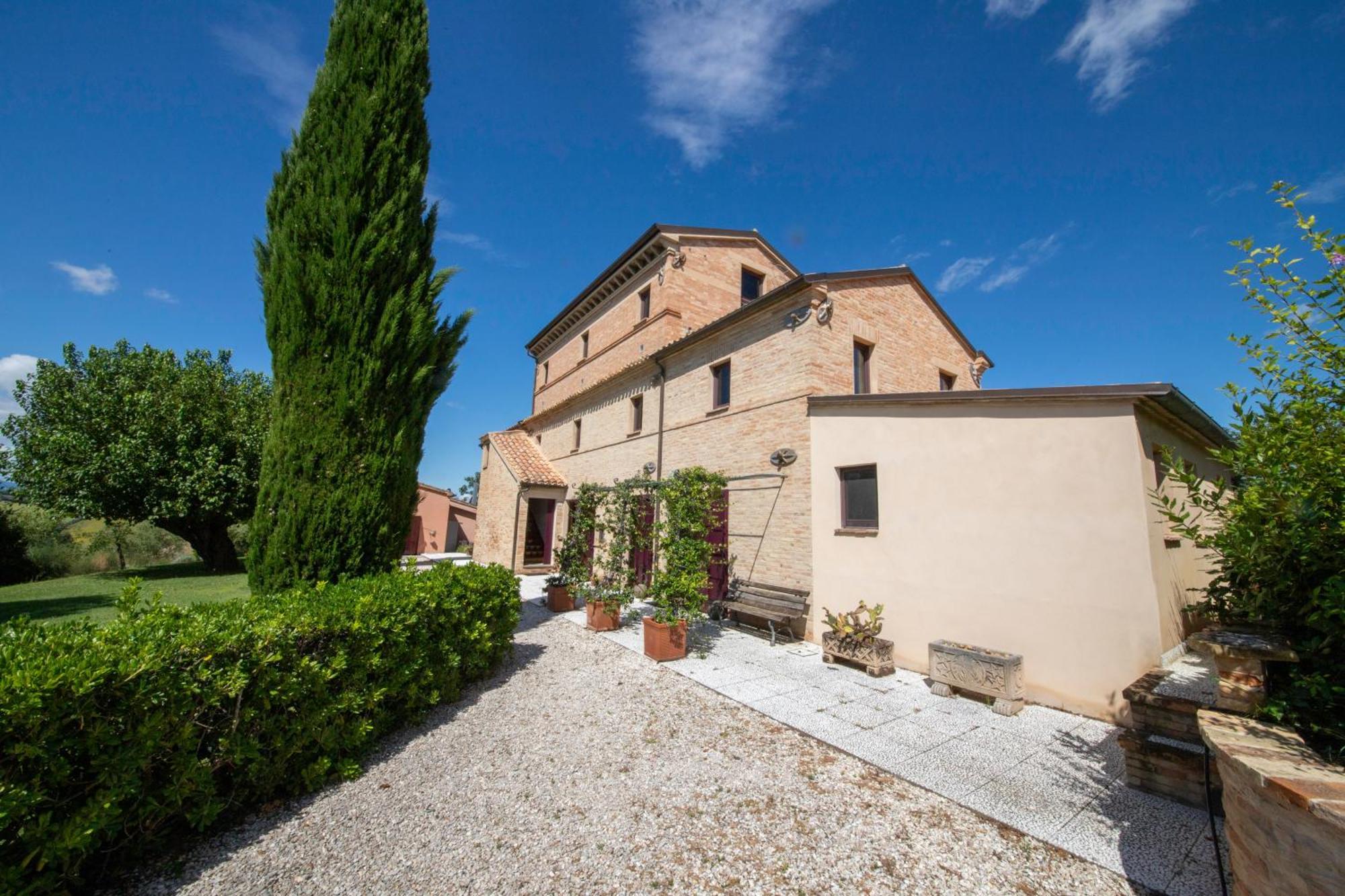 Casali Marchigiani - Ville Vacanza Private Con Piscina Ostra Exterior foto