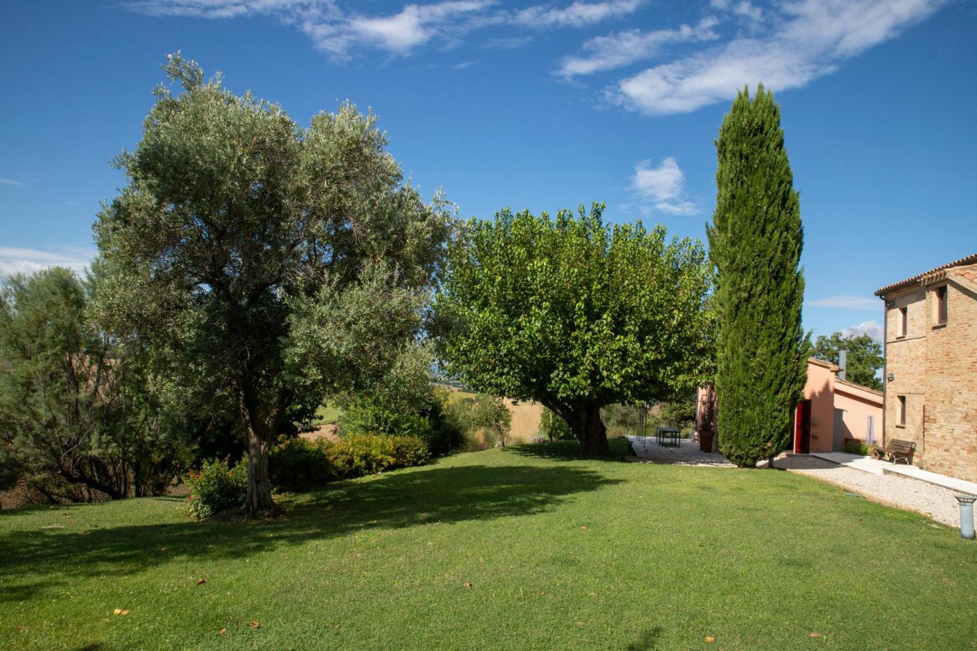 Casali Marchigiani - Ville Vacanza Private Con Piscina Ostra Exterior foto